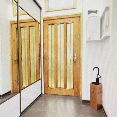 Apartment Champion *